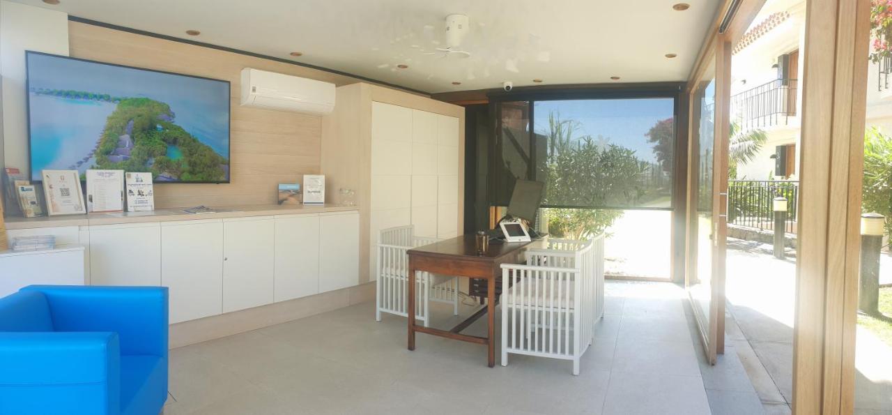 Apartamentos Casas Carmen - Adults Only Playa del Ingles  Bagian luar foto