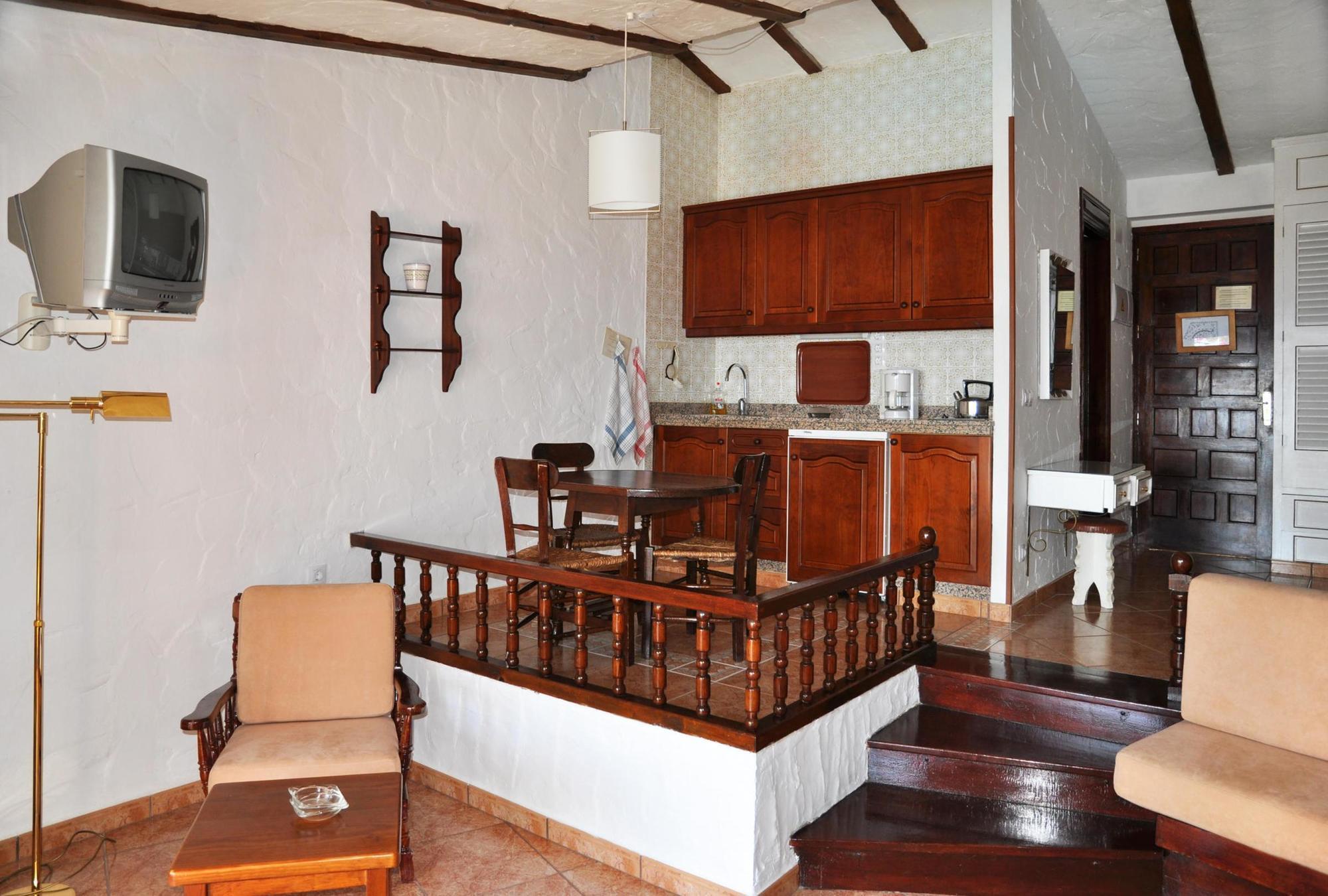 Apartamentos Casas Carmen - Adults Only Playa del Ingles  Bagian luar foto