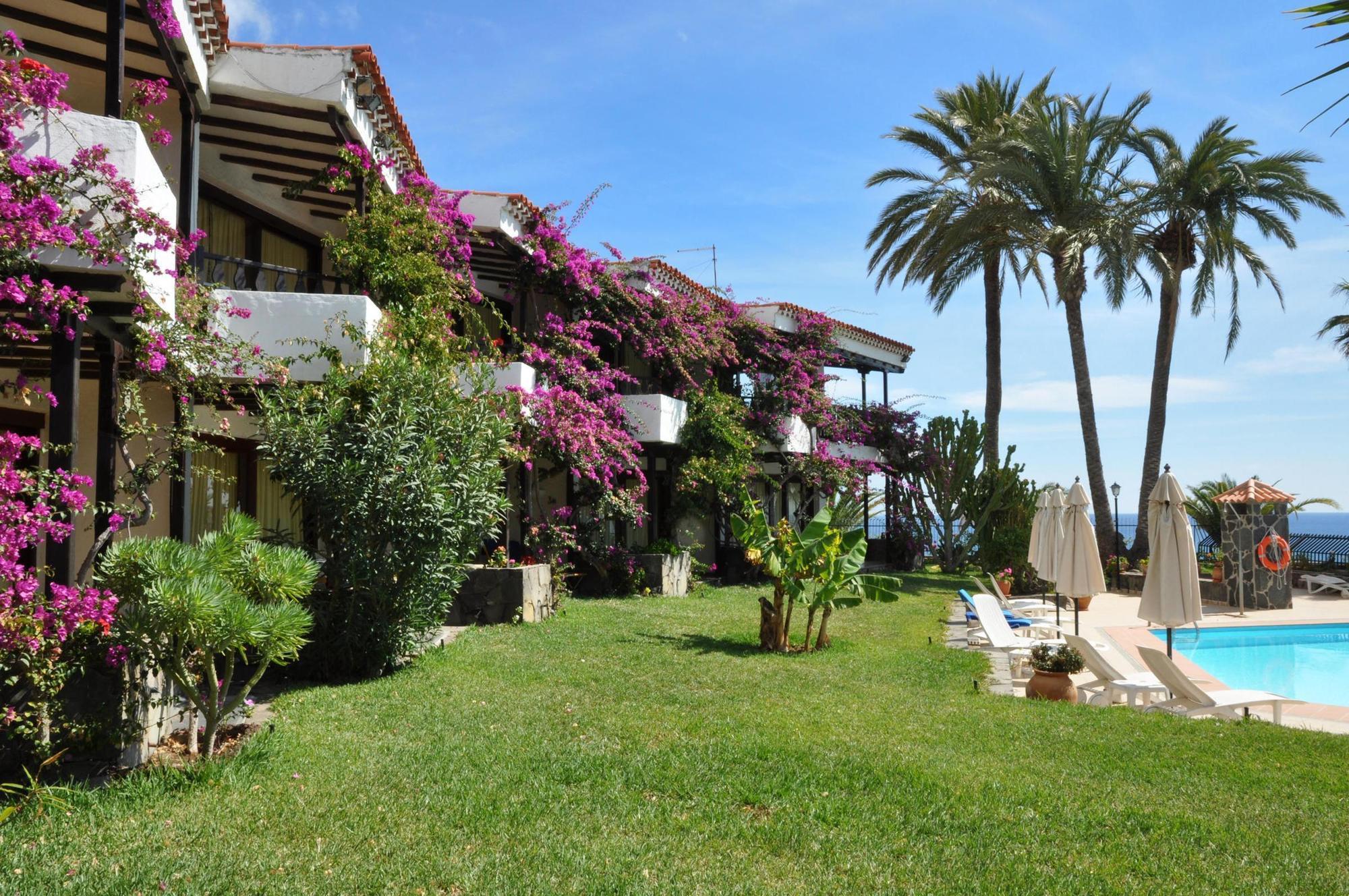 Apartamentos Casas Carmen - Adults Only Playa del Ingles  Bagian luar foto